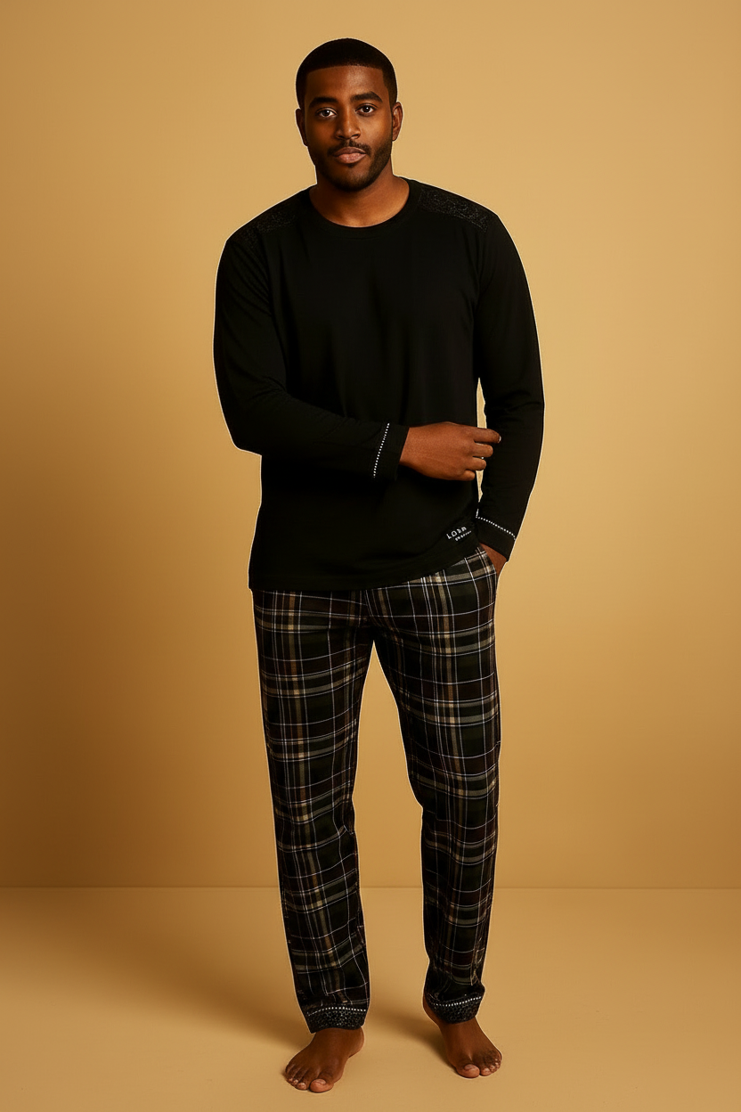 LUNDER Duaz Plaid Lounge Set Full-Length - studio